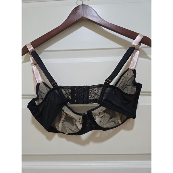 CACIQUE Delicate Lace with Cutouts Unlined Demi Bra Women's Size 38DDD - Picture 6 of 6
